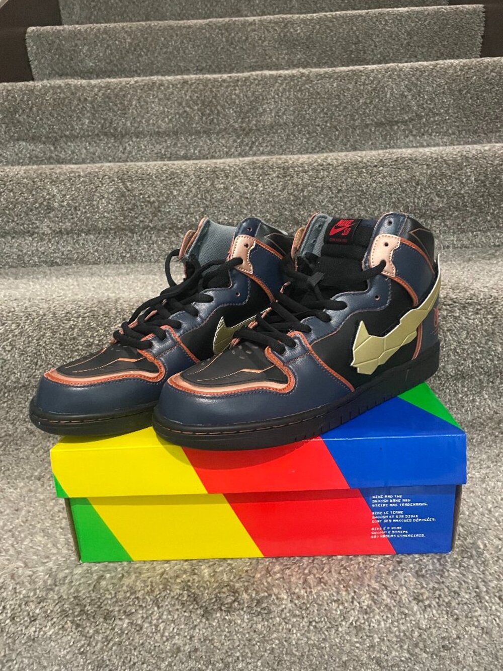 Nike x Gundam Dunk High SB Size 11